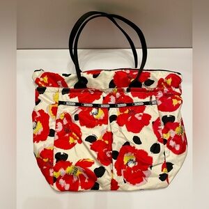LeSportsac Everygirl Tote Bag Purse Garden Poppy Poppies